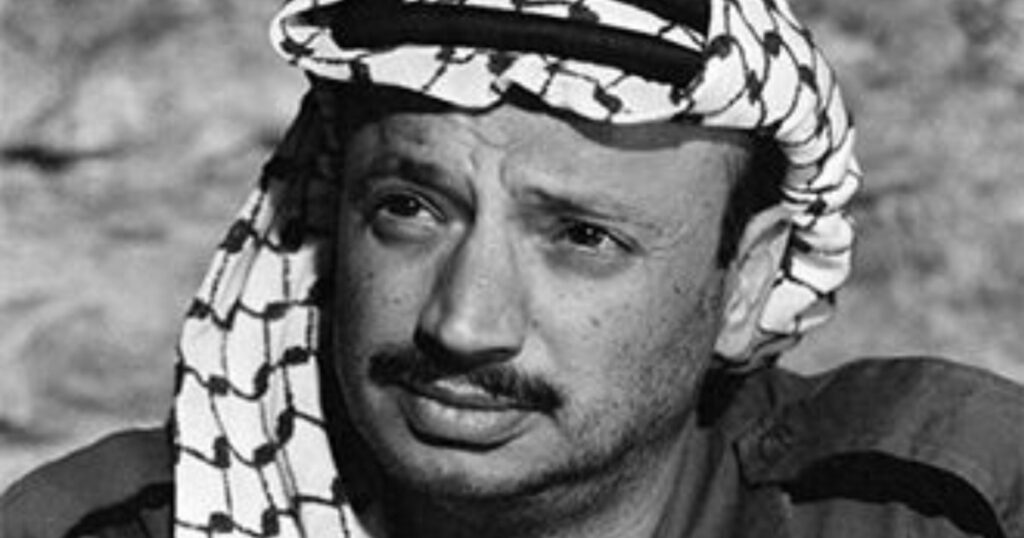 Taariikh nololeedkii Yaasir Carafaad