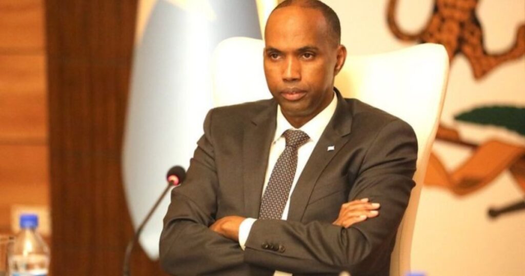 Taariikh nololeedka Xasan Cali Khayre