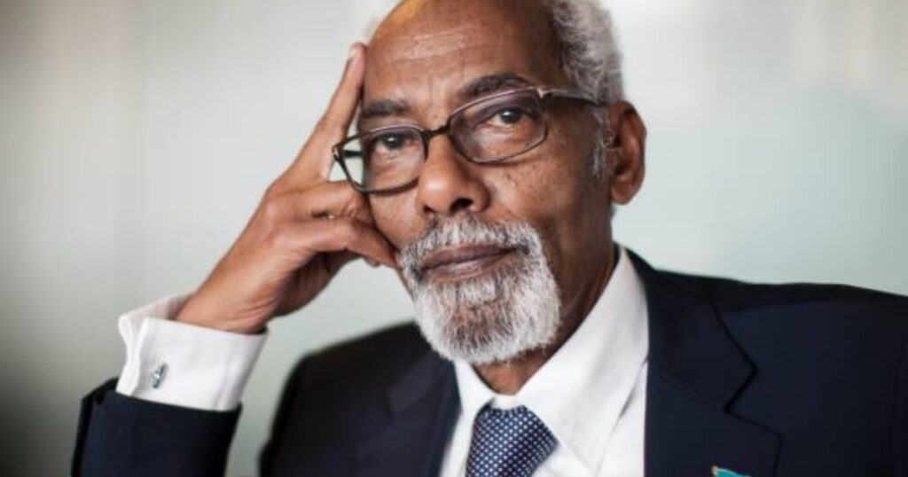 Taariikh nololeedkii Prof. Maxamed Sheekh Cismaan Jawaari